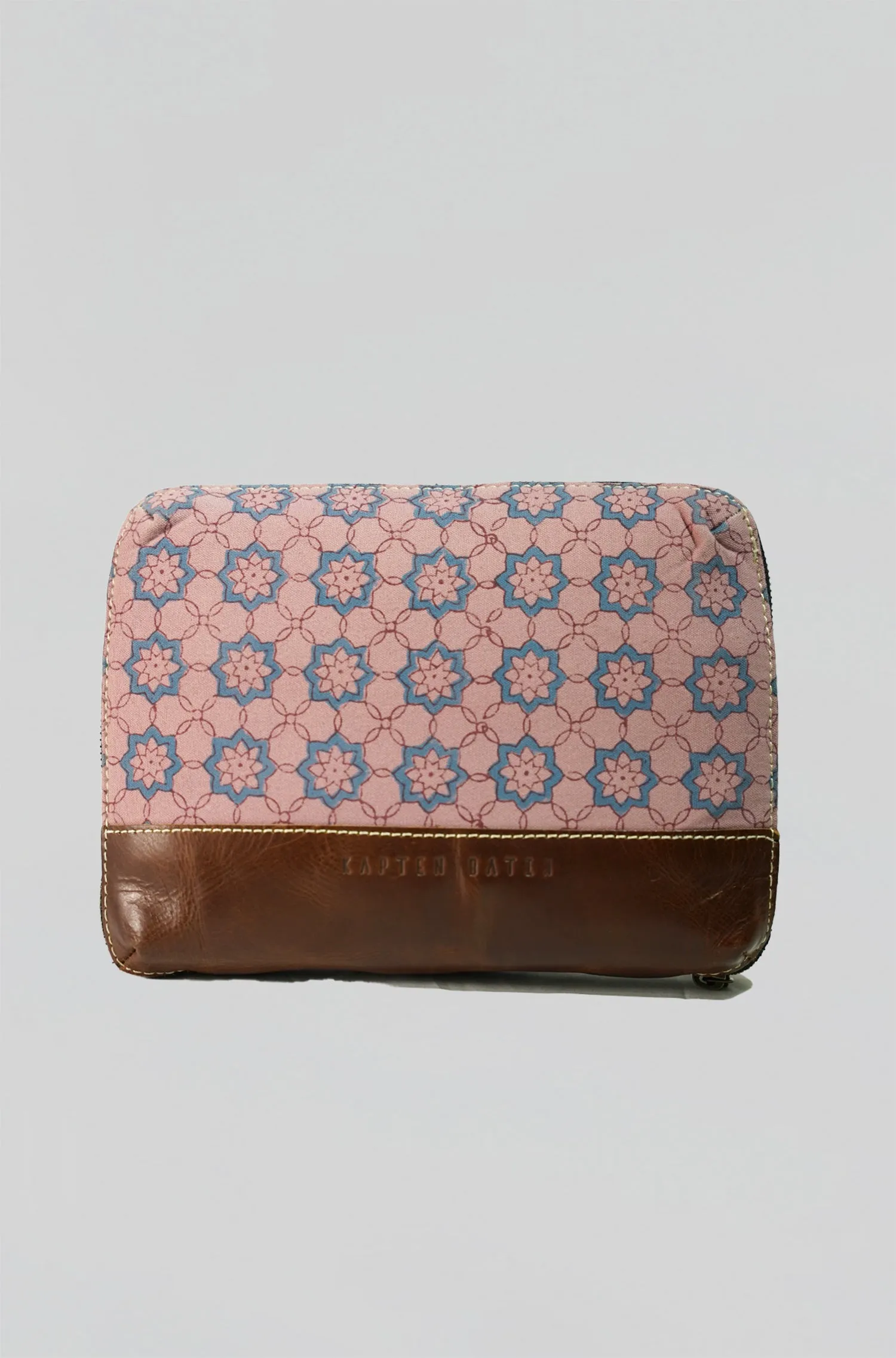 Artisanal Canvas Organizer in Dahlia