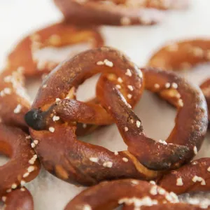 EXTRA DARK PRETZEL PACKS