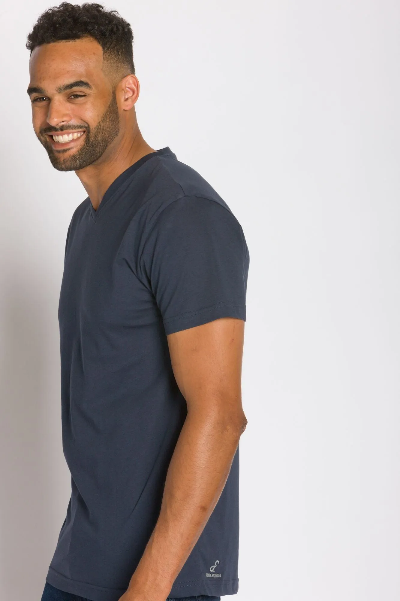 Jamison | Men's Anti-Stain V-neck Tee